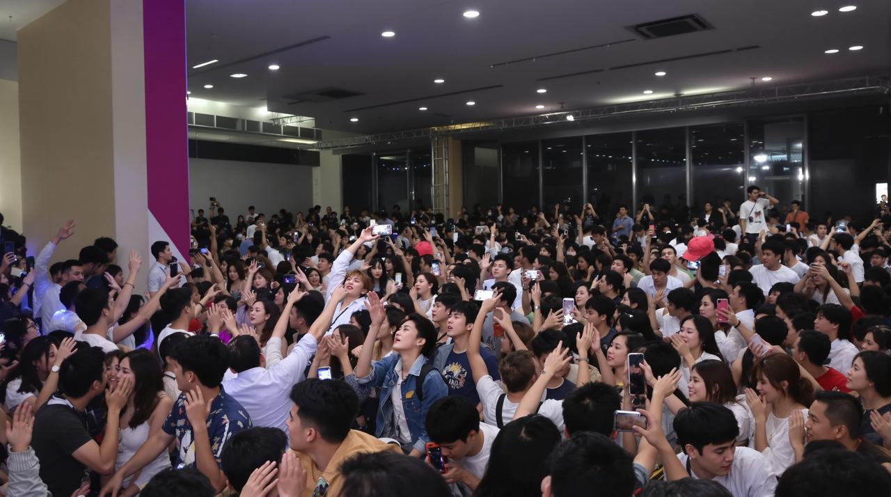 51视频2026年度影迷见面会